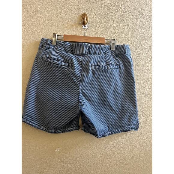 Vince Women's Gray Blue Striped Denim Shorts Sz 29 - Picture 2 of 5